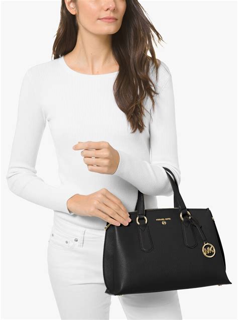 michael kors emma medium